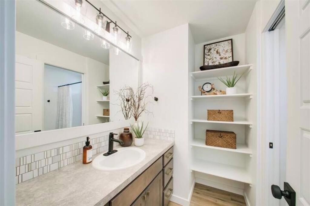 Photo of Bathroom in Eagle