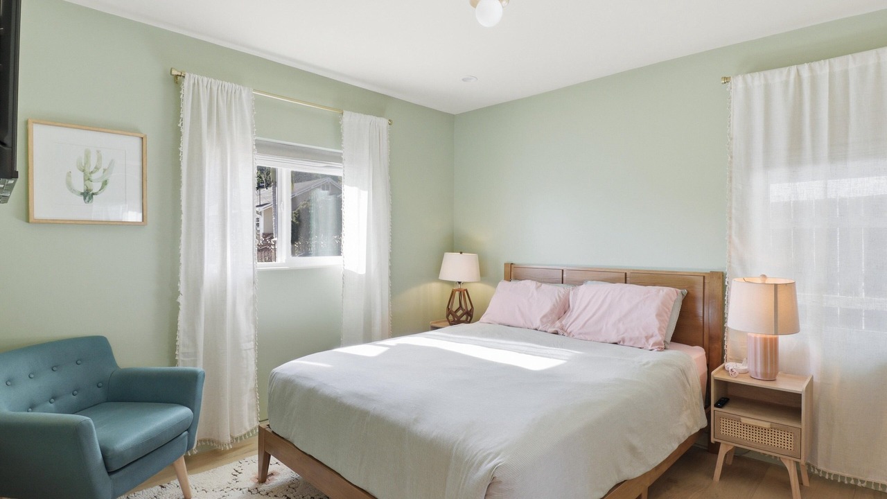 Photo of Bedroom in Cypress Park
