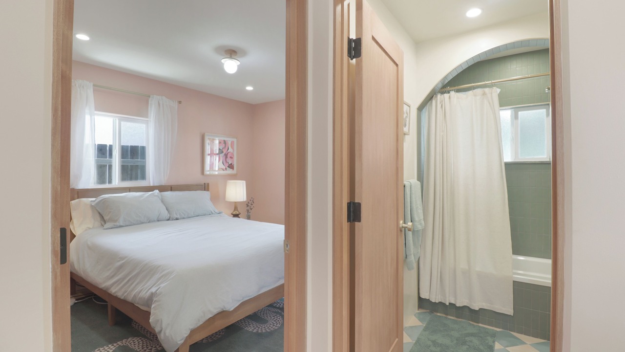 Photo of Bedroom in Cypress Park