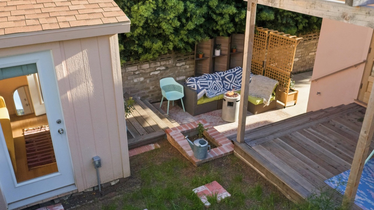 Photo of Patio Balcony in Cypress Park