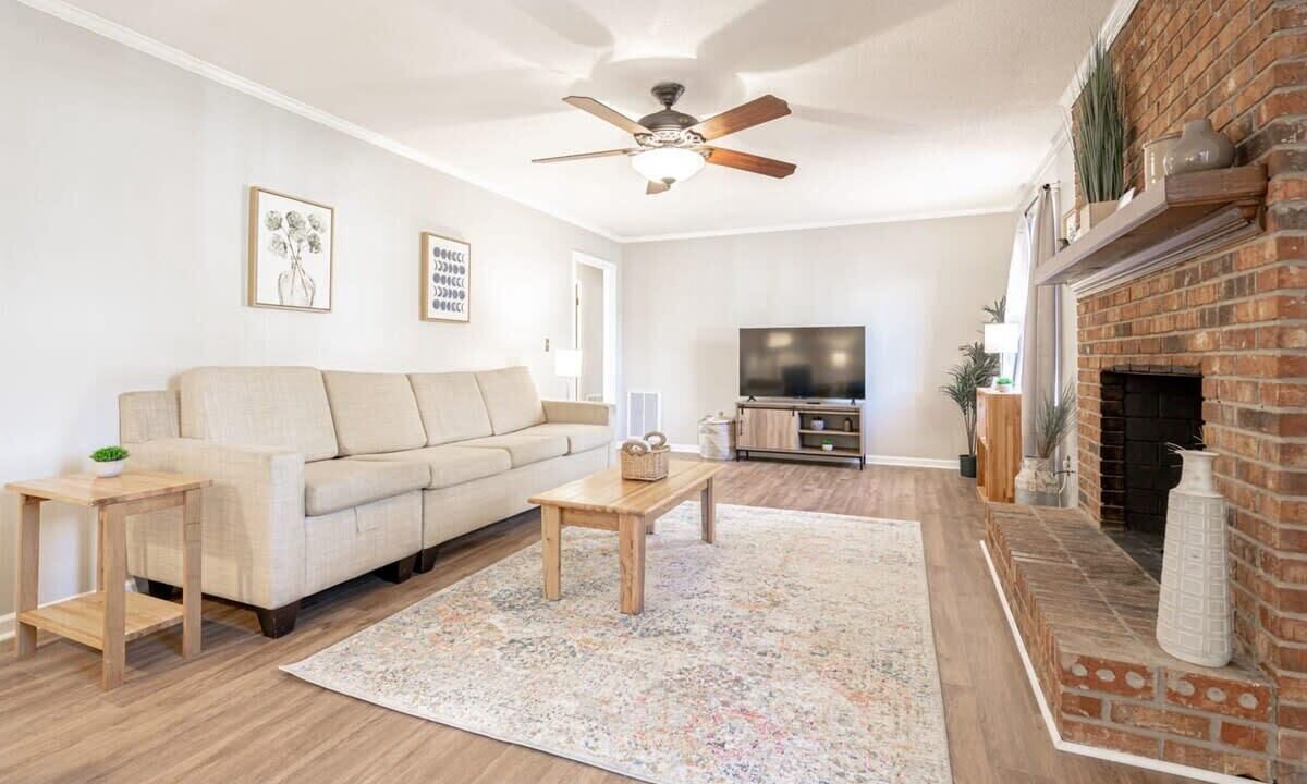 Photo of Livingroom in Irmo