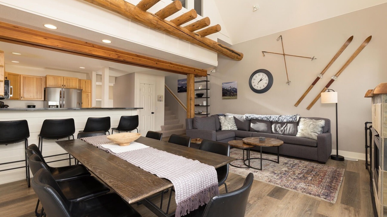 Photo of Bedroom in Saddle Ridge