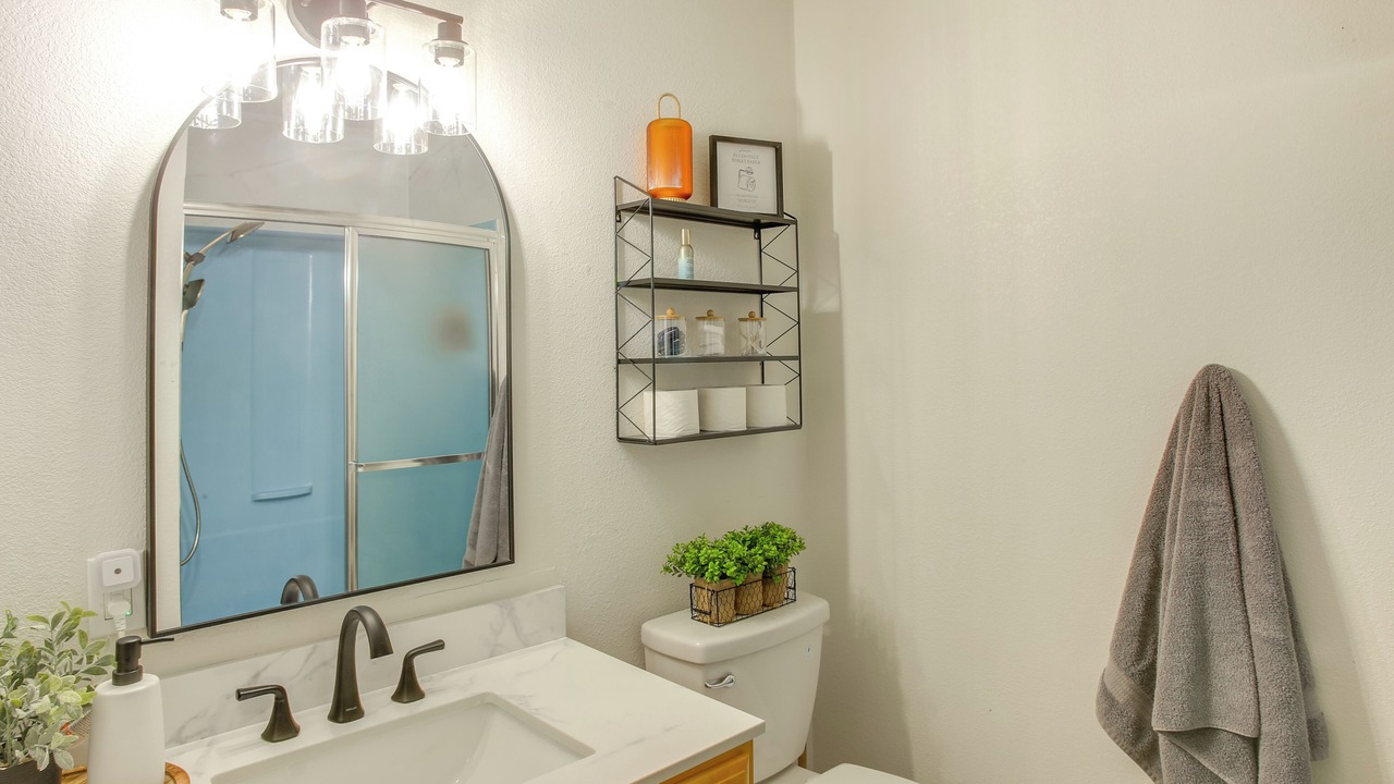 Photo of Bathroom in Avery