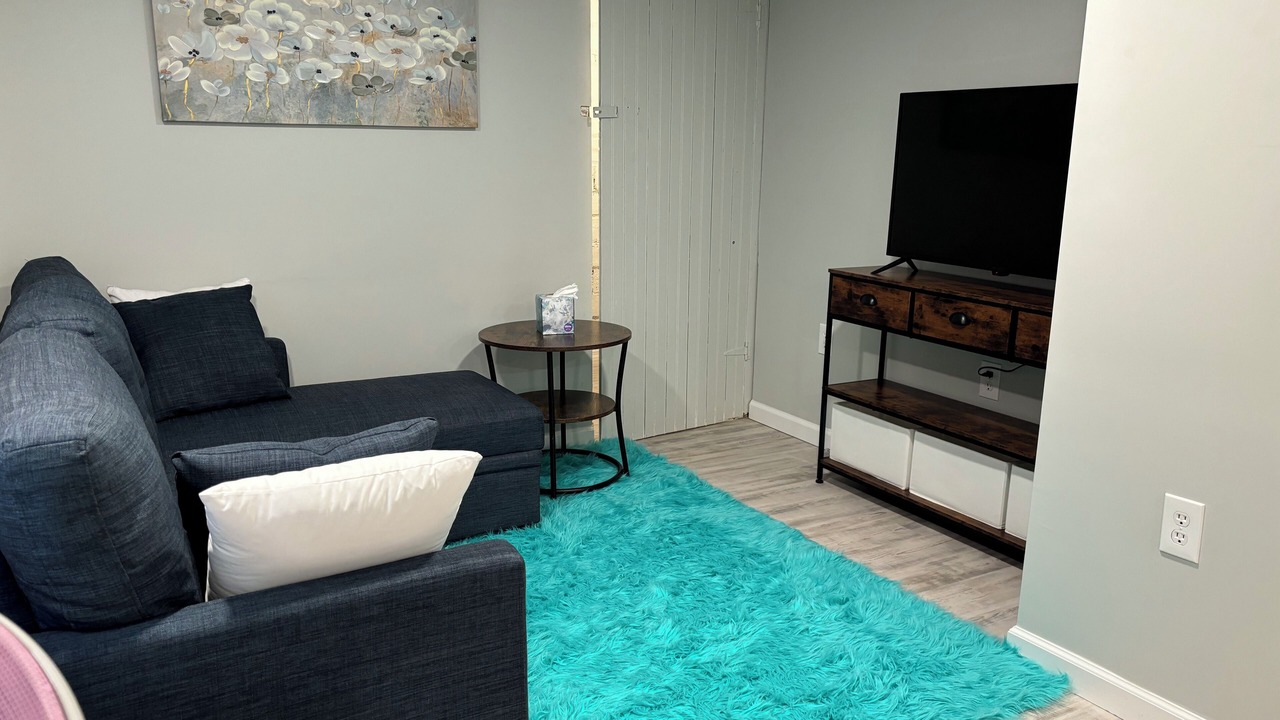 Photo of Livingroom in Cleveland