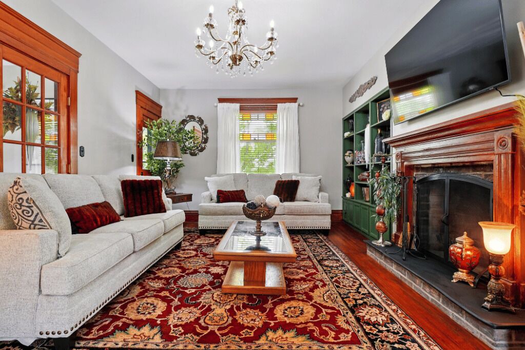 Photo of Livingroom in Canfield