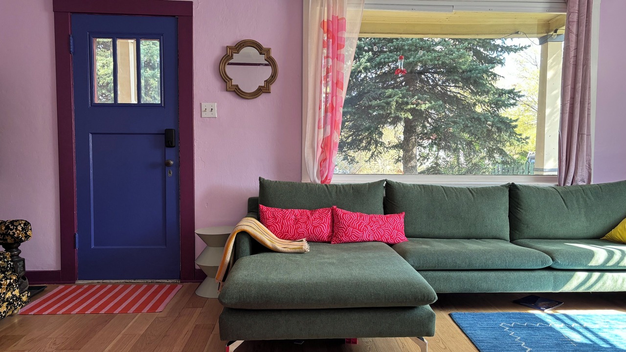 Photo of Livingroom in Westside