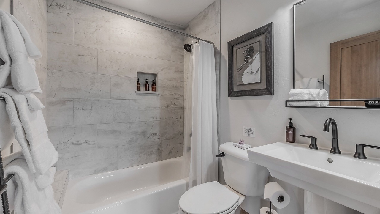 Photo of Bathroom in Dover Bay