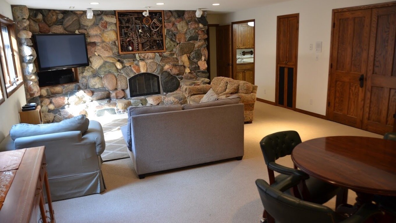 Photo of Livingroom in Ames