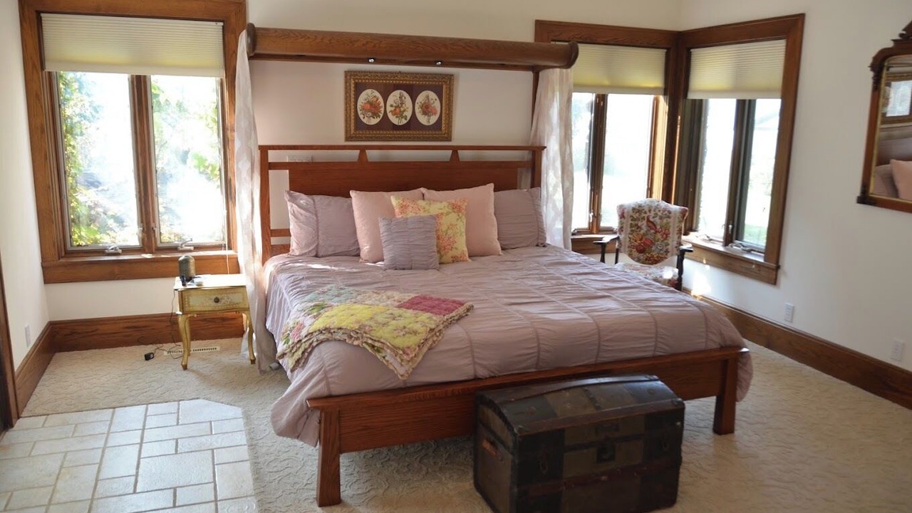 Photo of Bedroom in Ames