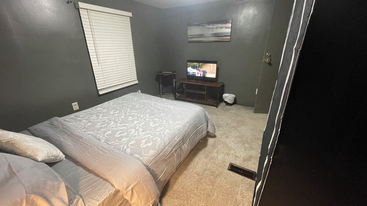 Photo of Bedroom in Drayton Plains