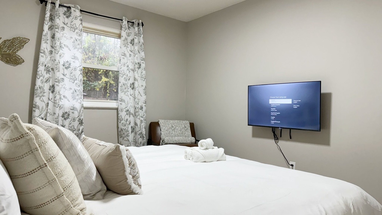 Photo of Bedroom in Evansville