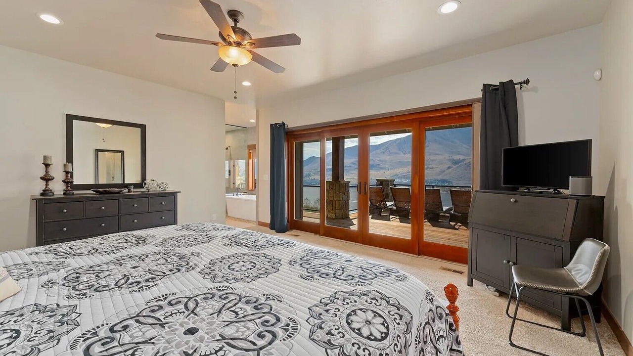 Photo of Bedroom in Chelan