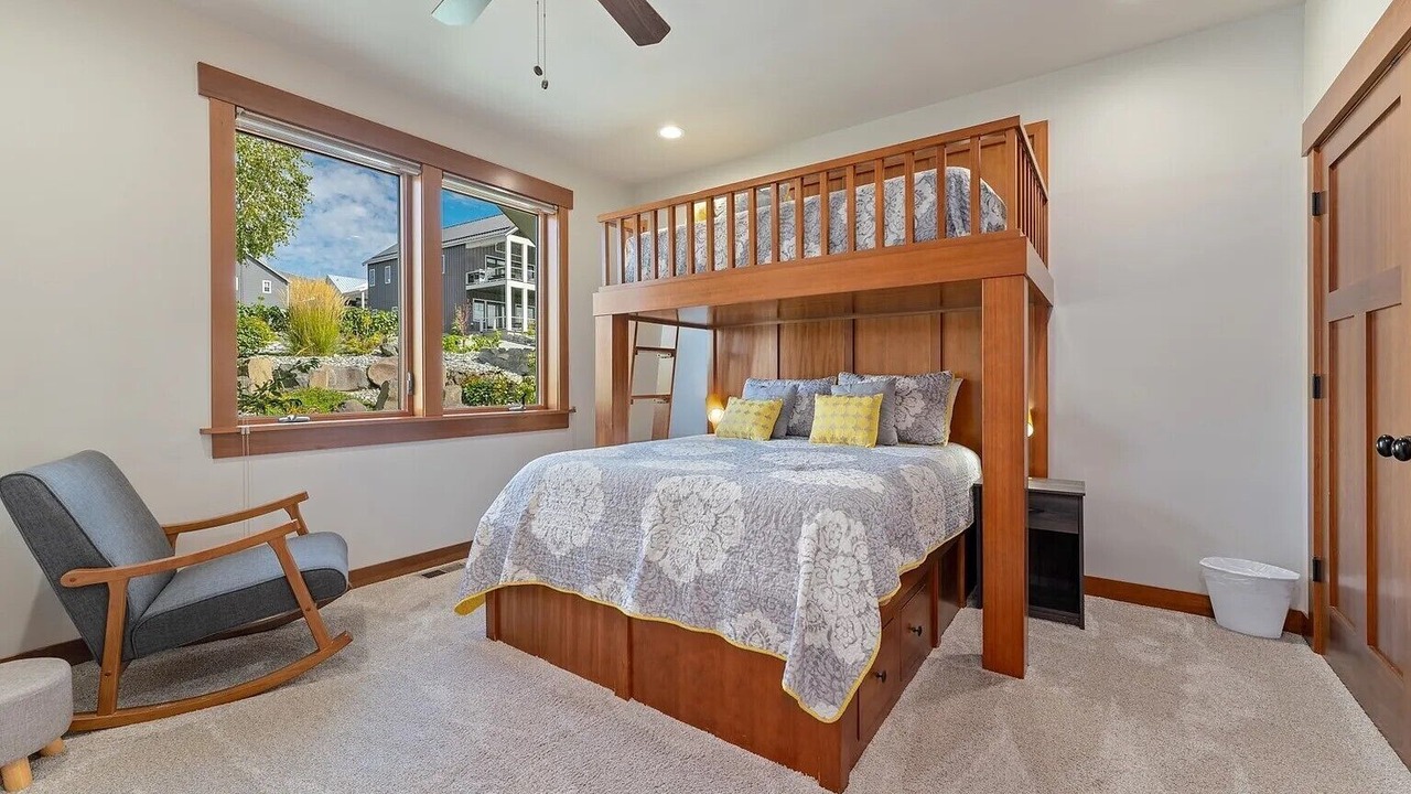 Photo of Bedroom in Chelan