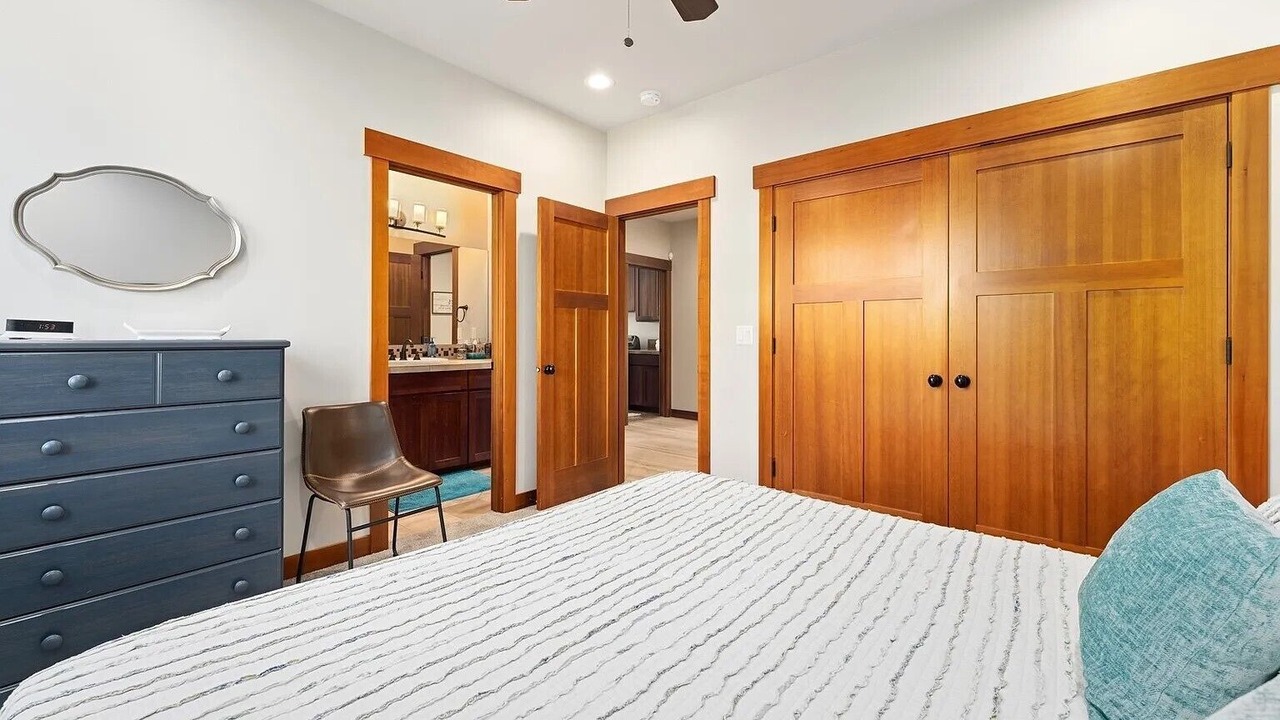 Photo of Bedroom in Chelan
