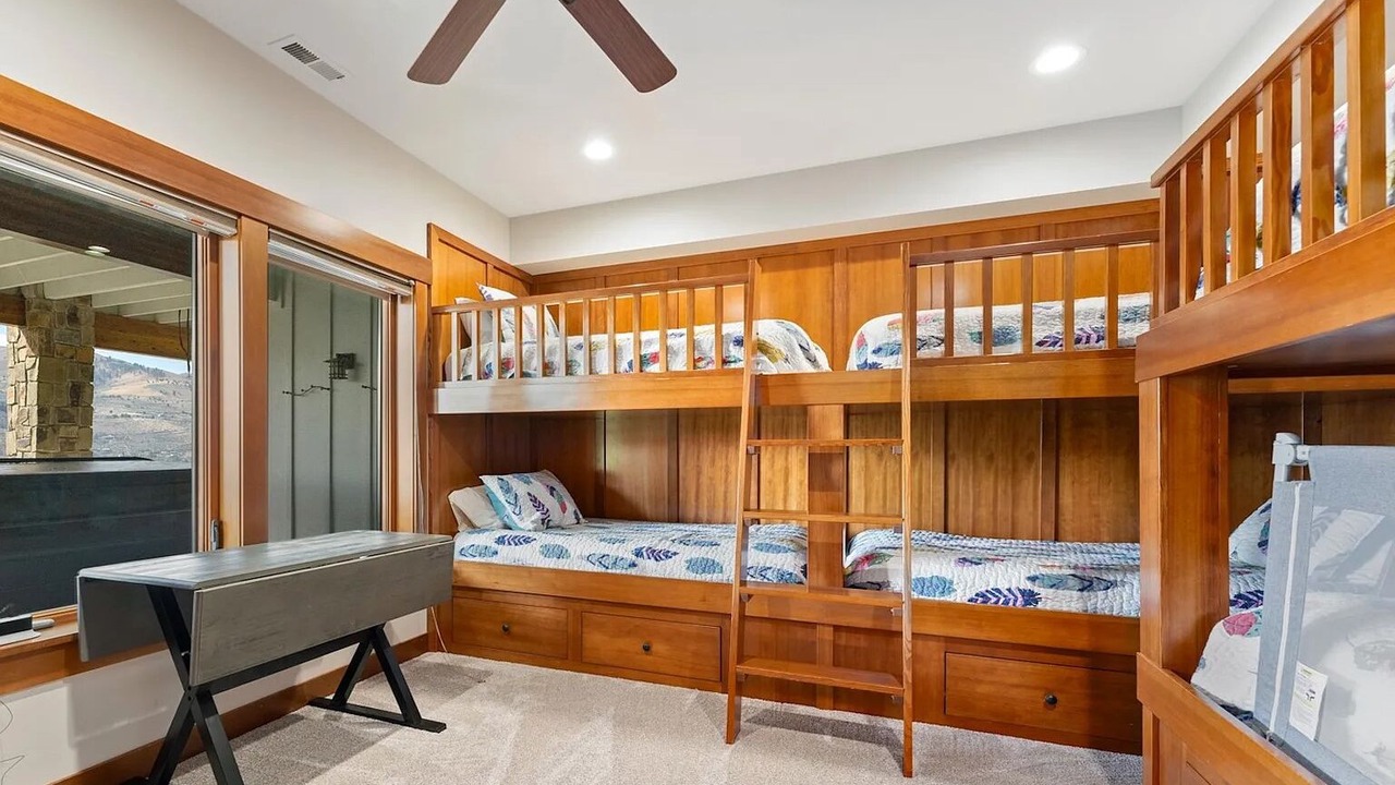 Photo of Bedroom in Chelan
