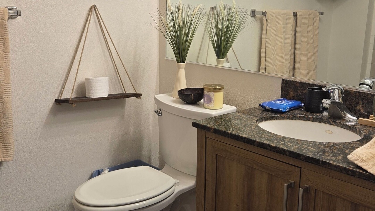 Photo of Bathroom in Gaslamp Quarter