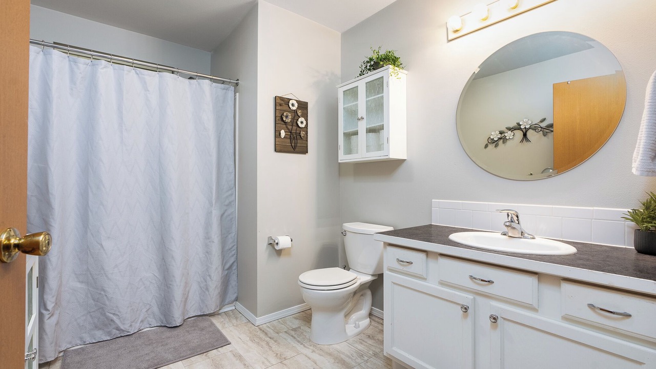 Photo of Bathroom in West Central