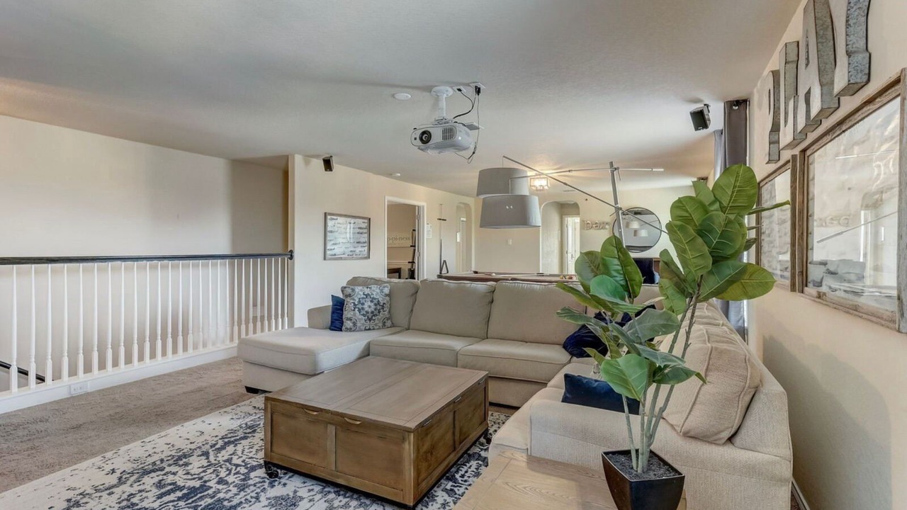 Photo of Livingroom in Converse