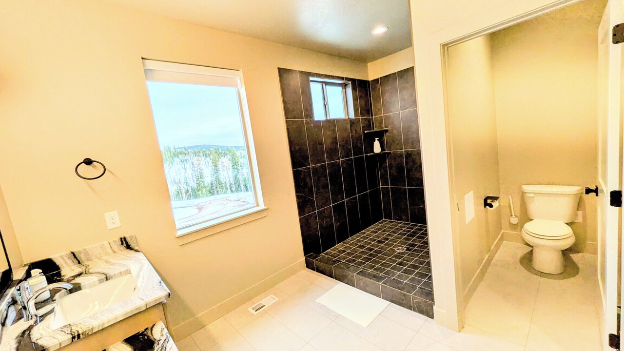 Photo of Bathroom in Beaver