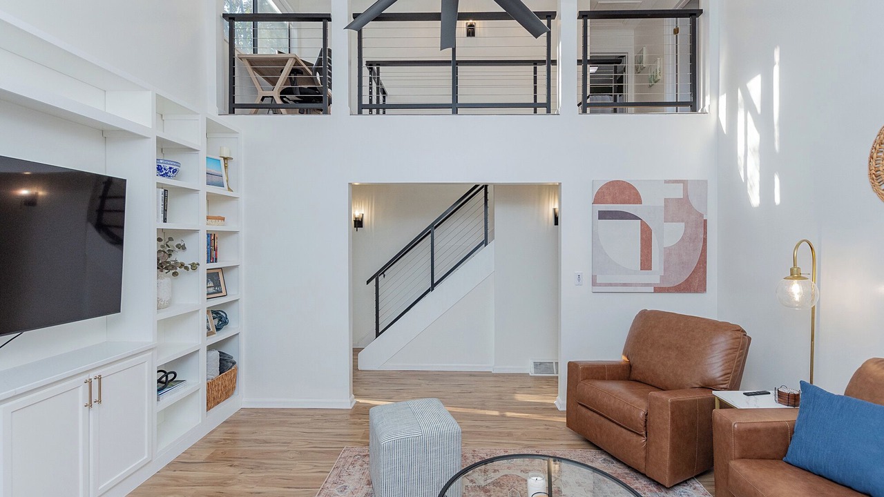 Photo of Livingroom in Southmont