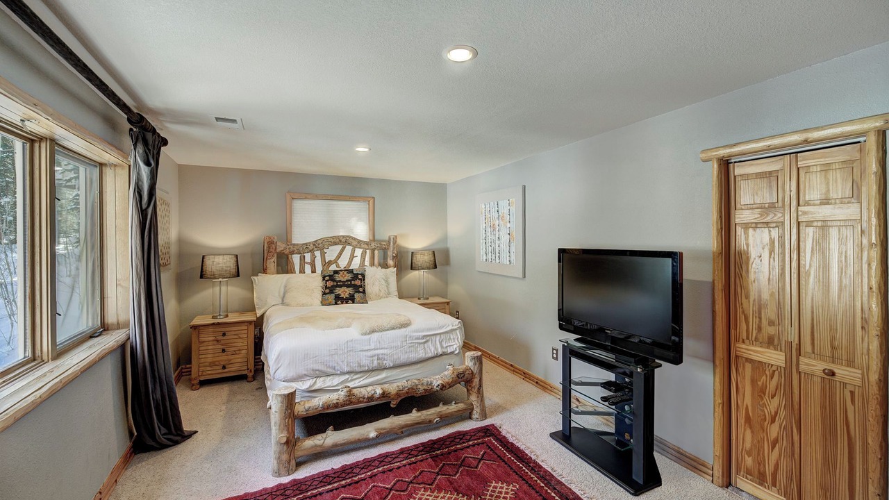 Photo of Bedroom in Breckenridge