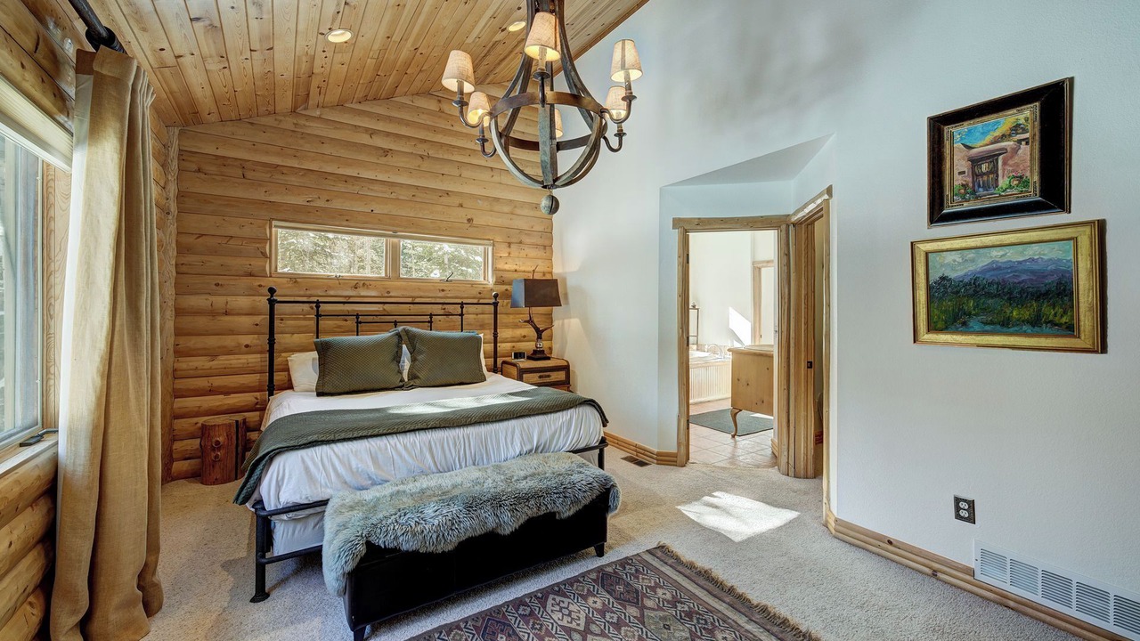 Photo of Bedroom in Breckenridge