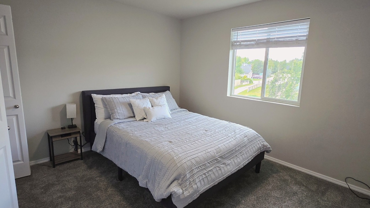 Photo of Bedroom in Southwest Ada County Alliance