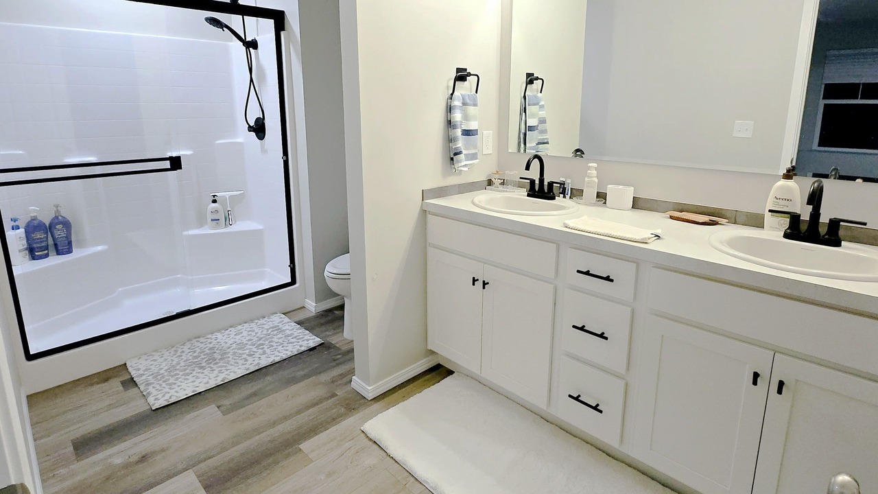Photo of Bathroom in Southwest Ada County Alliance