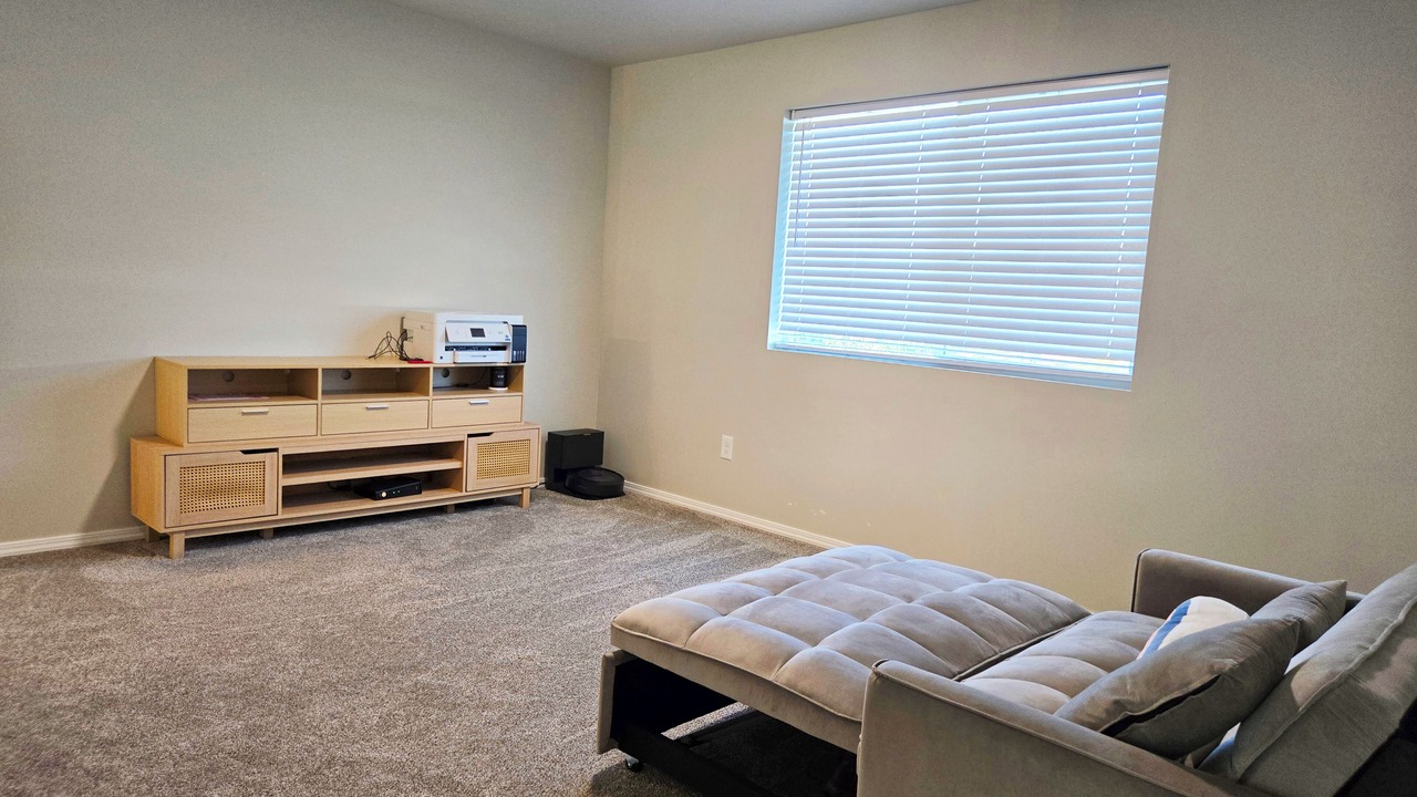 Photo of Livingroom in Southwest Ada County Alliance