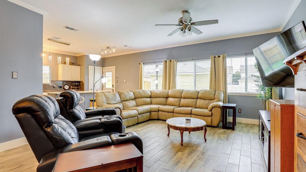 Photo of Livingroom in Lakeville