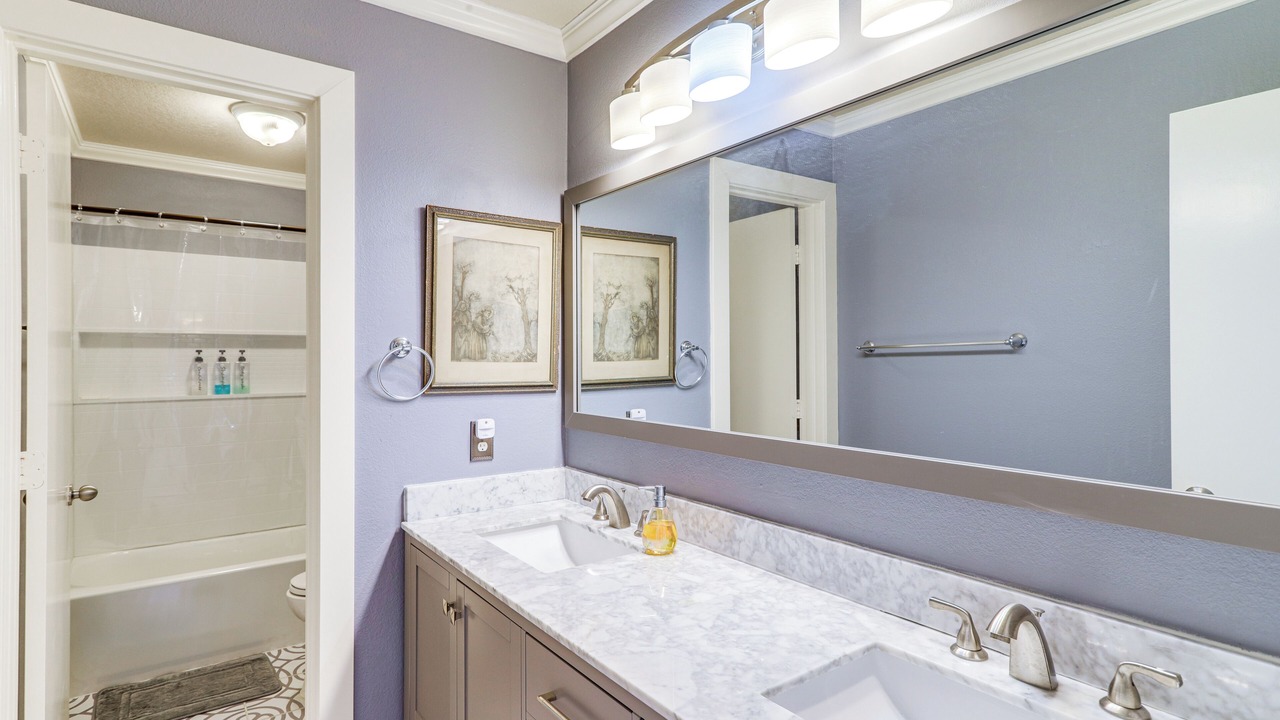 Photo of Bathroom in Lakeville