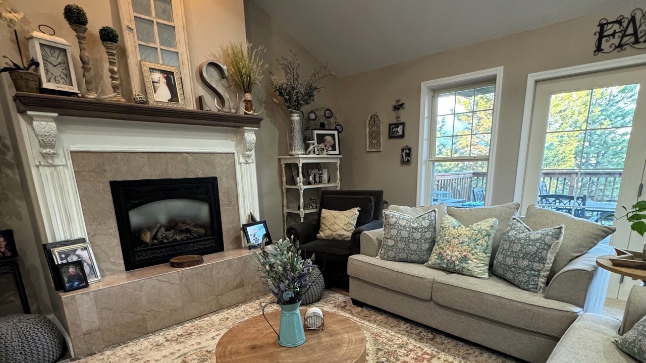 Photo of Livingroom in Montana City