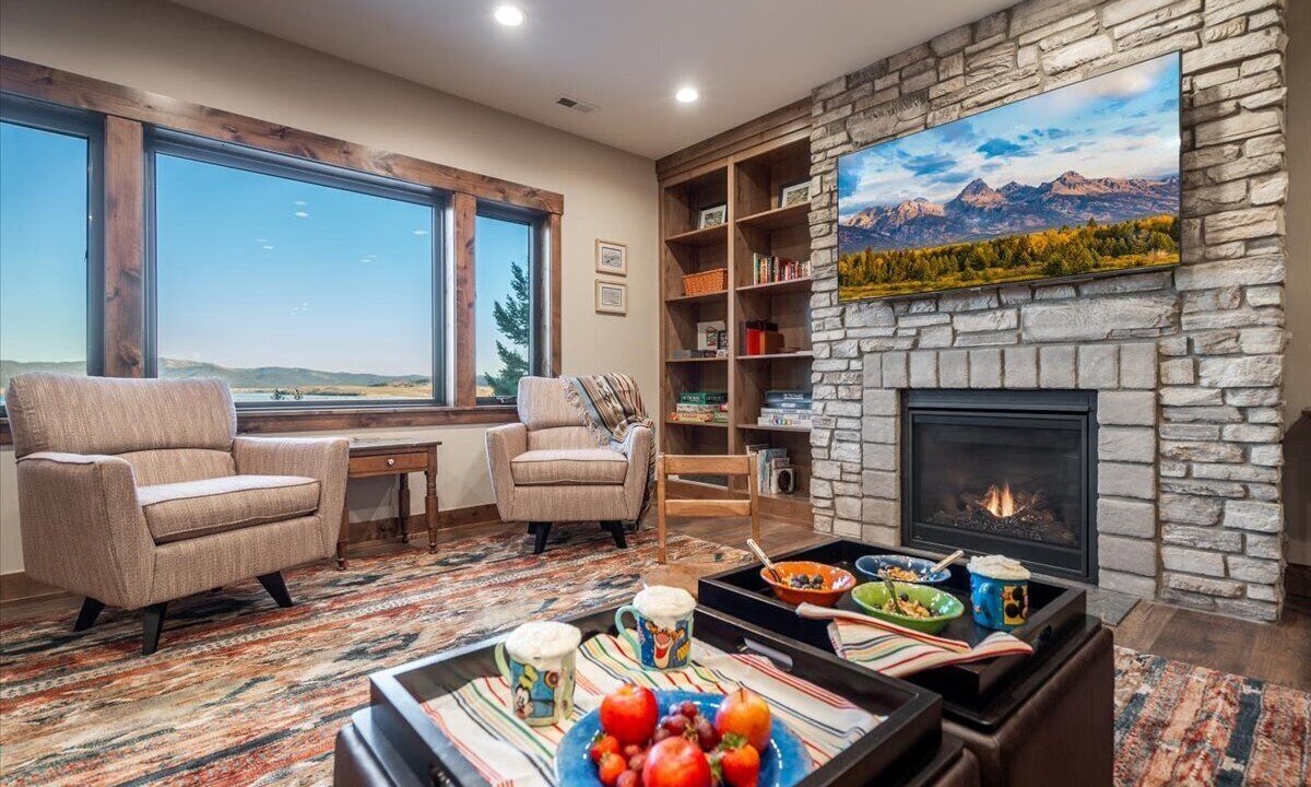 Photo of Livingroom in Island Park