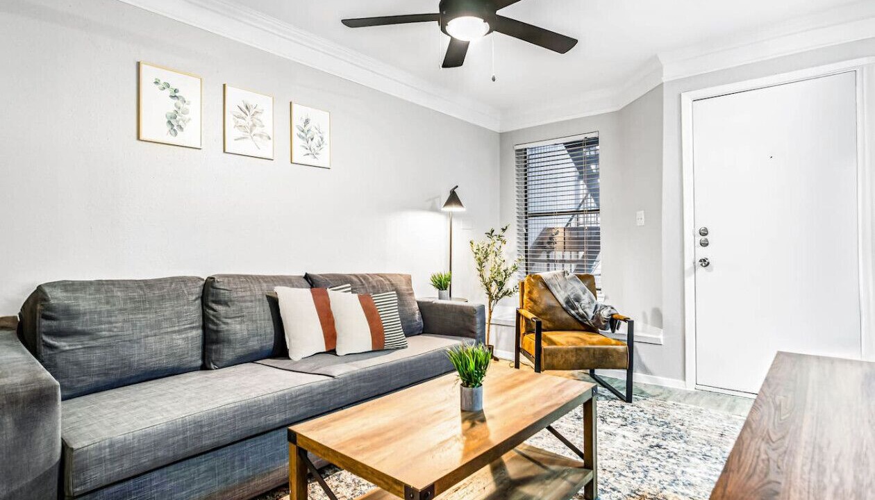 Photo of Livingroom in Brentwood