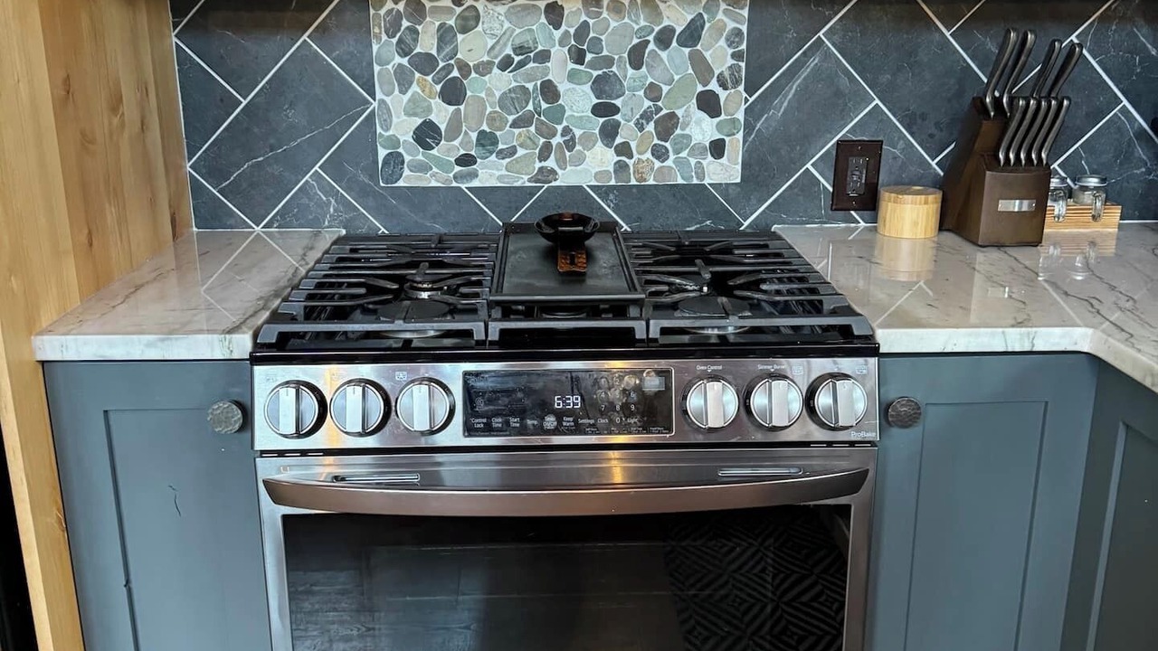 Photo of Kitchen in Dutch John