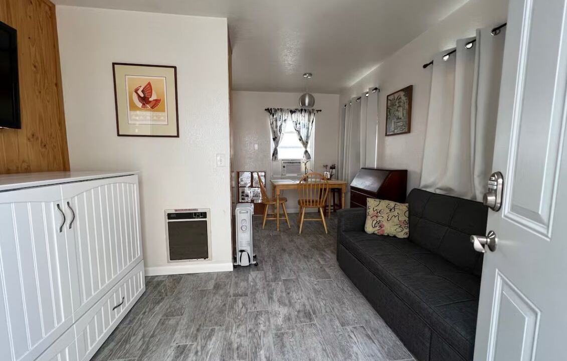 Photo of Livingroom in Mission Beach