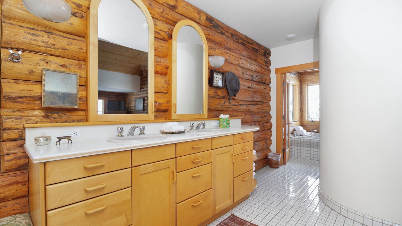 Photo of Bathroom in Hailey