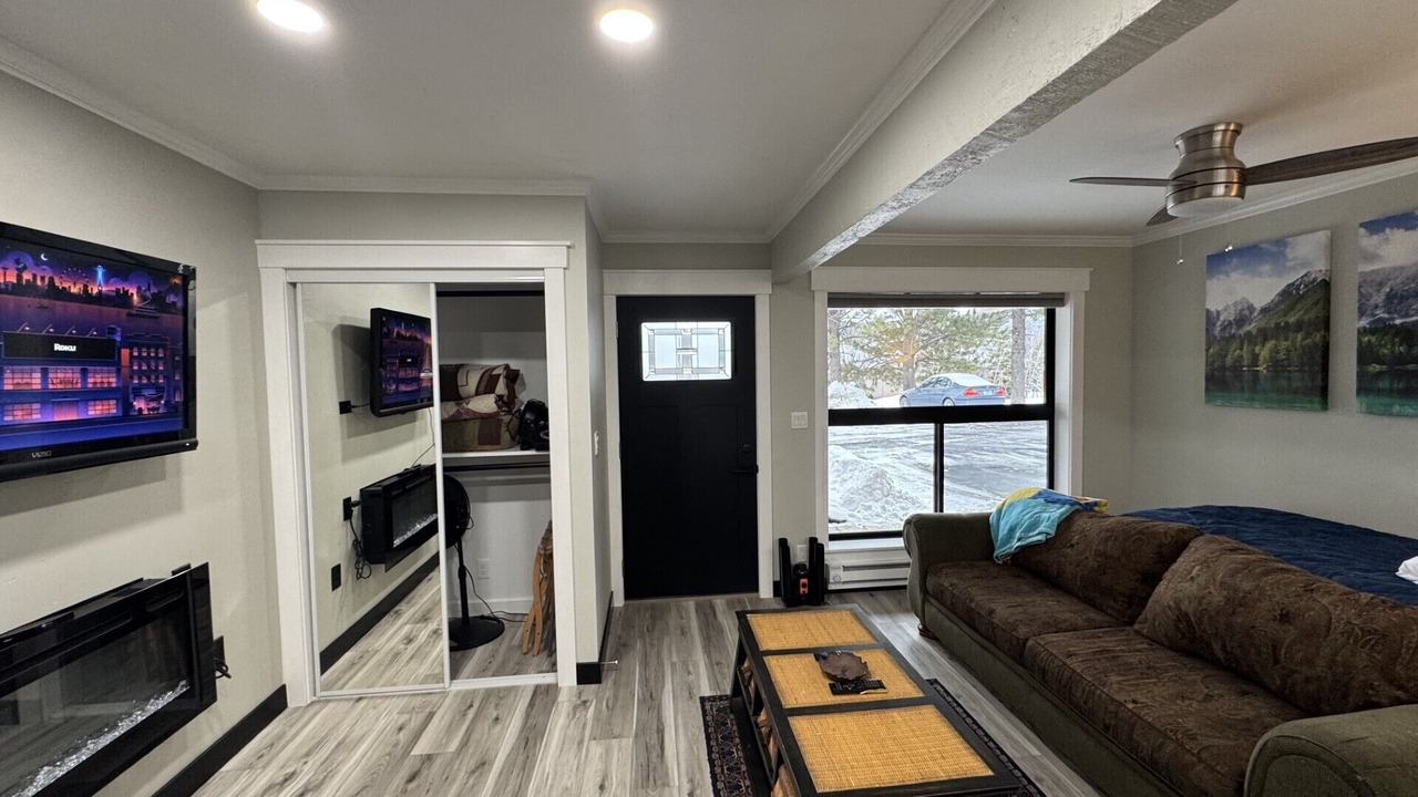 Photo of Livingroom in Big Sky Meadow Village