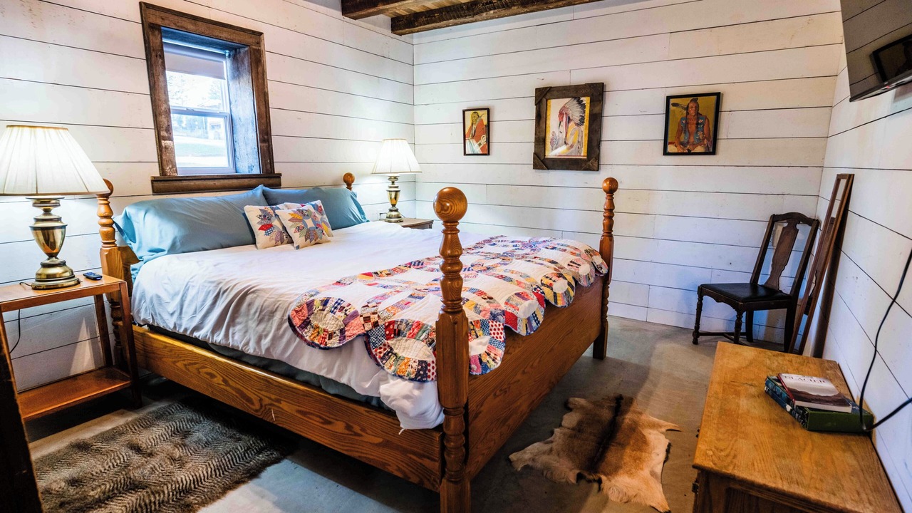 Photo of Bedroom in Martin City