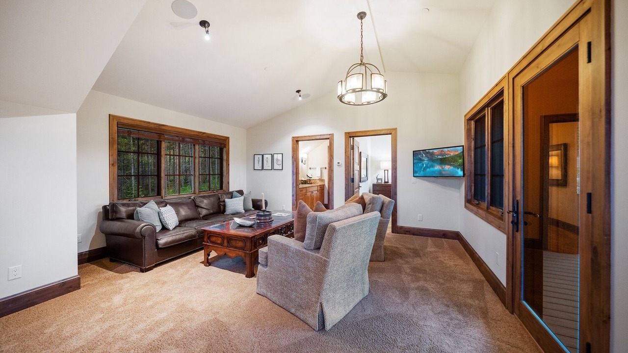Photo of Livingroom in Spanish Peaks