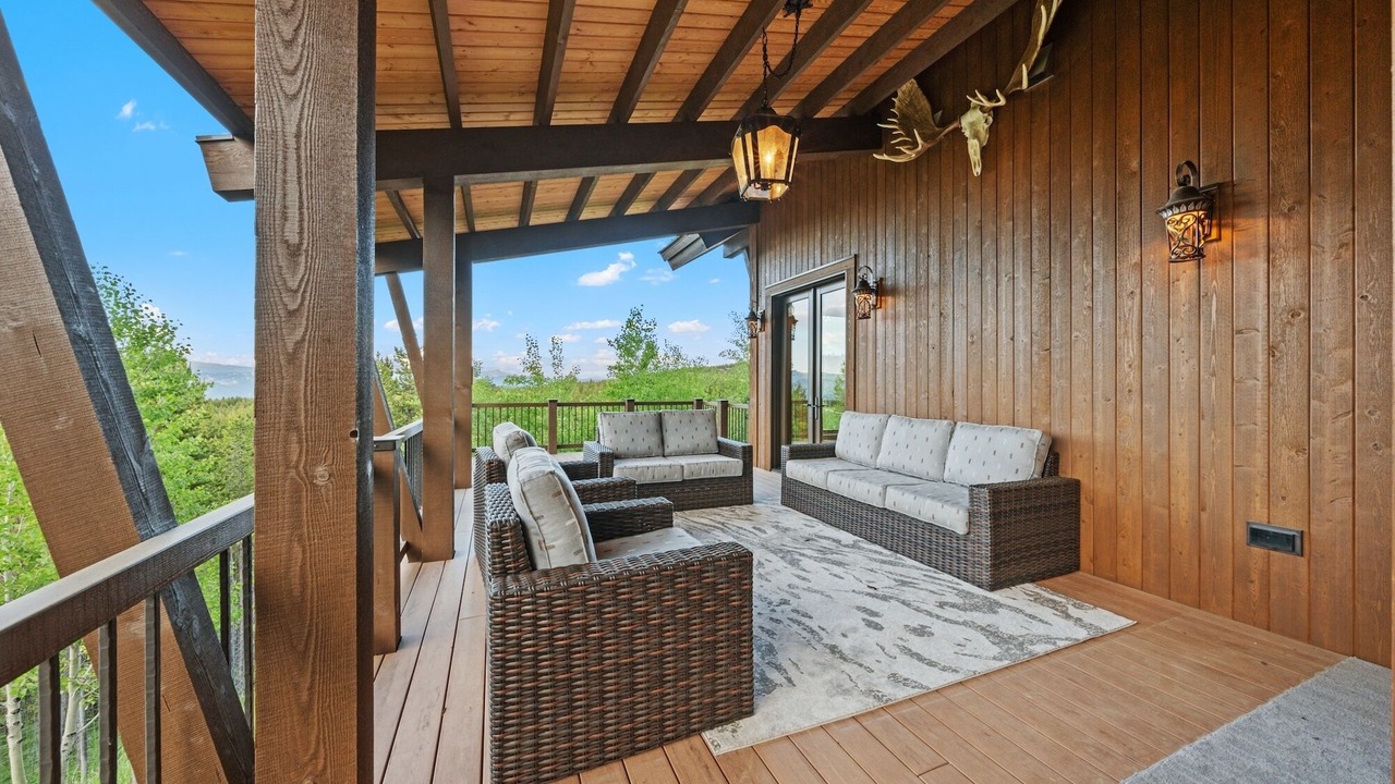 Photo of Patio Balcony in Spanish Peaks