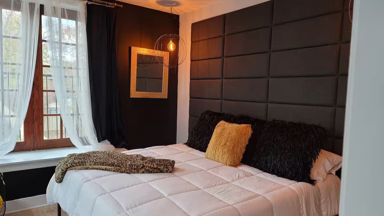 Photo of Bedroom in Northwest Philadelphia