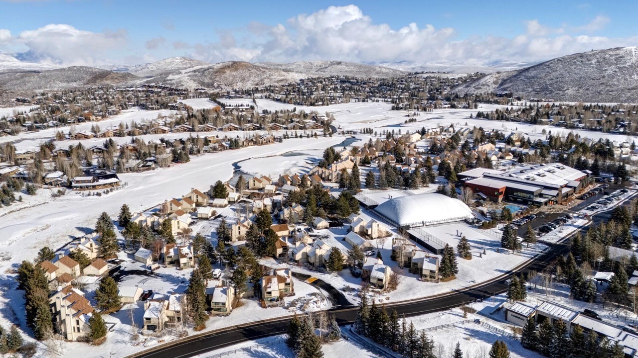 Photo of Outdoor in Park Meadows