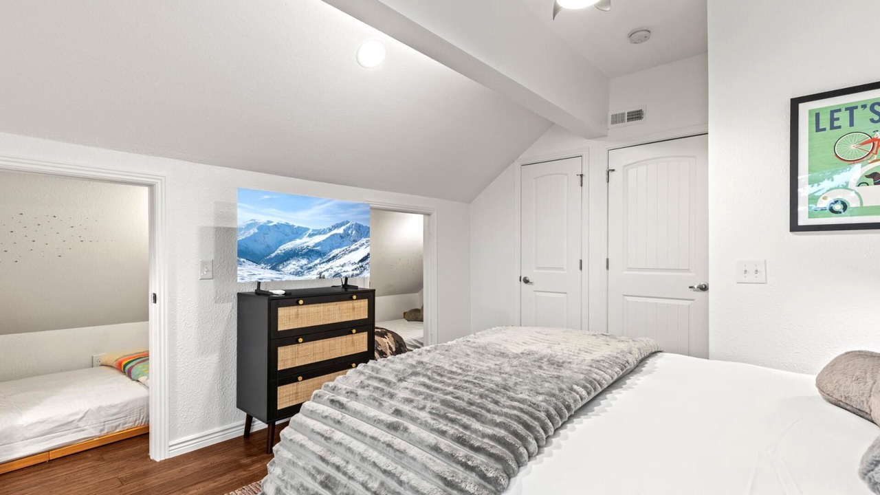 Photo of Bedroom in Park Meadows