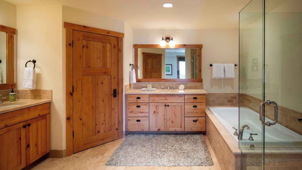 Photo of Bathroom in Elkhorn Village