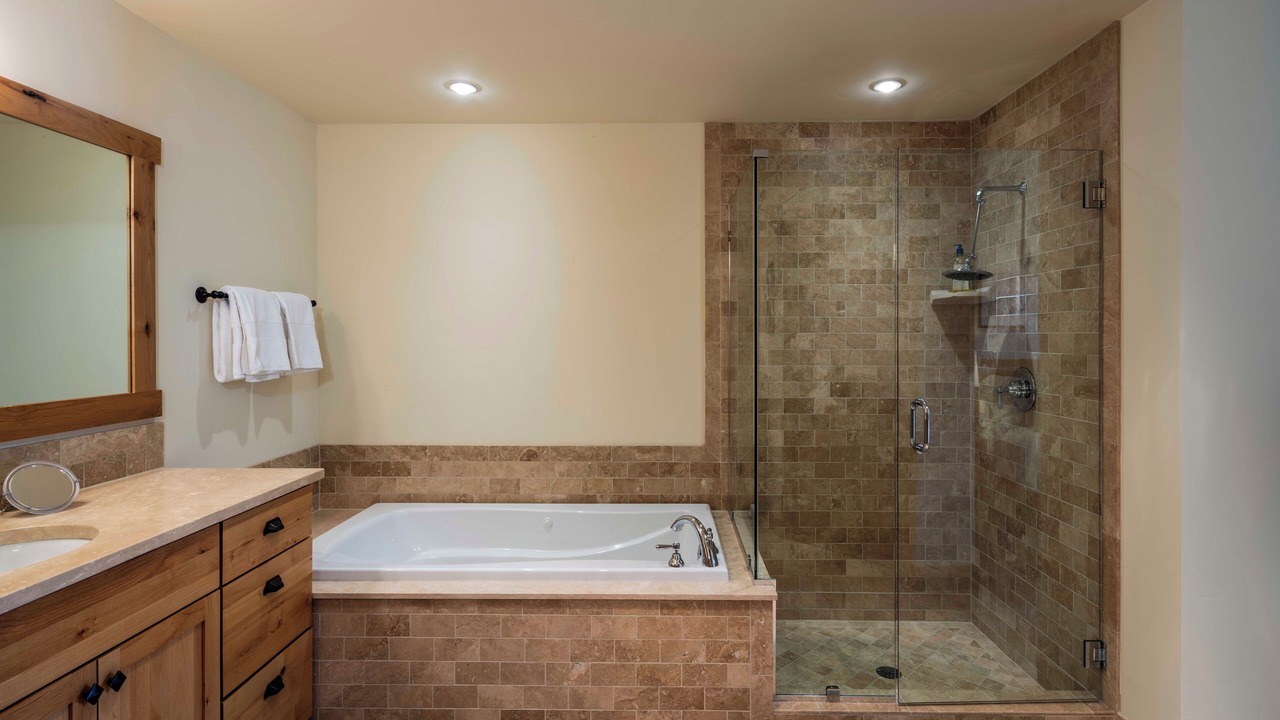 Photo of Bathroom in Elkhorn Village