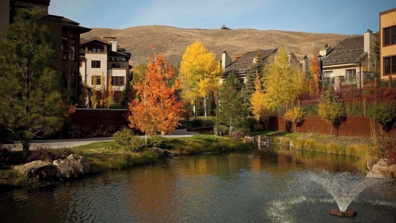 Photo of Outdoor in Elkhorn Village