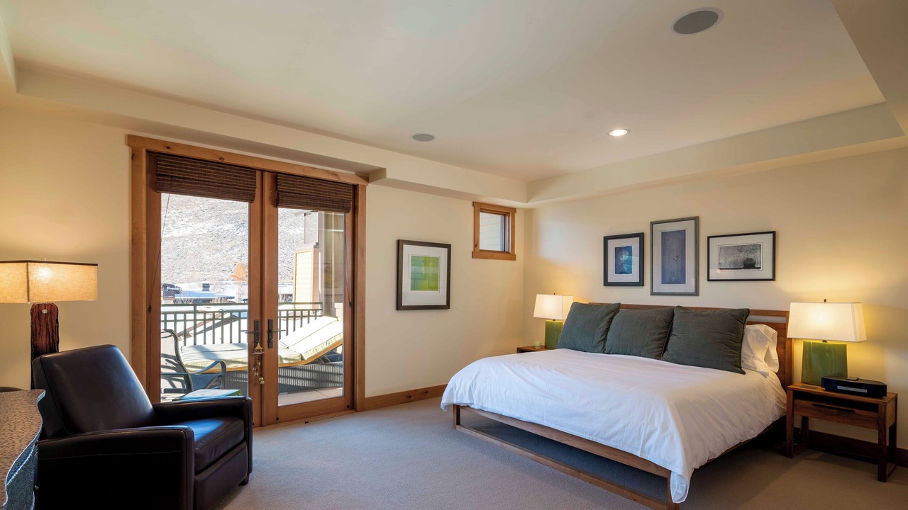 Photo of Bedroom in Elkhorn Village