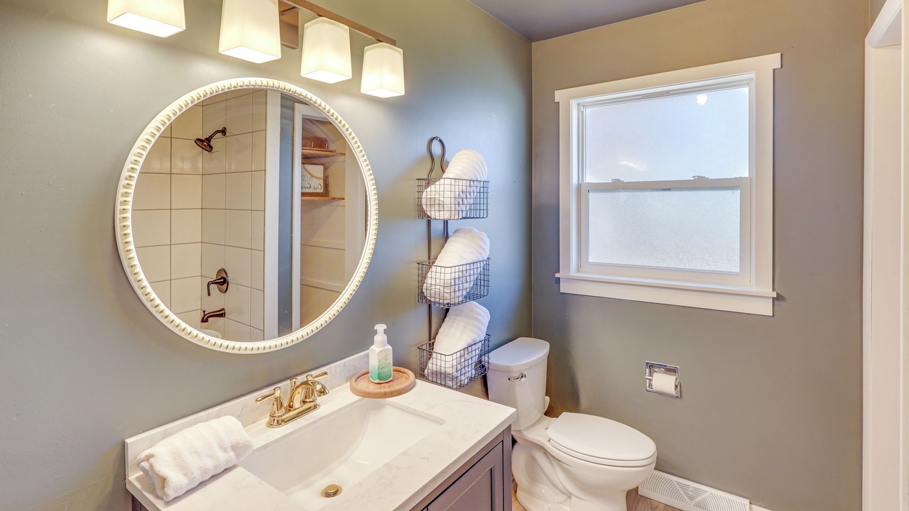 Photo of Bathroom in Laurel