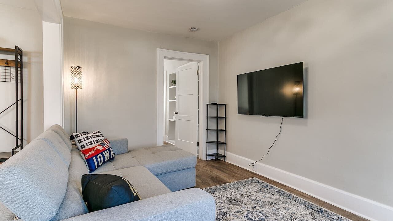 Photo of Livingroom in Des Moines
